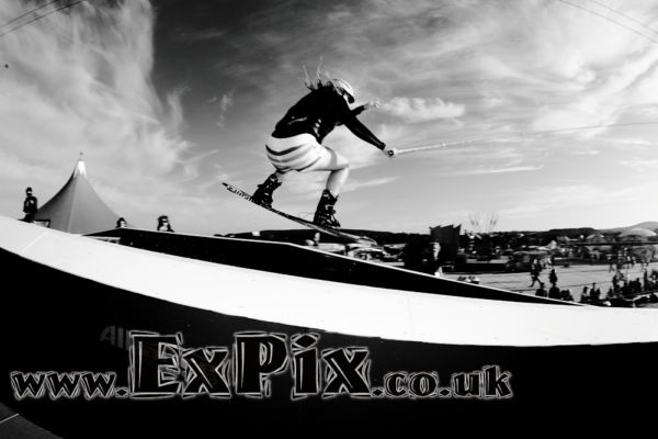 EG2D0044aexpix