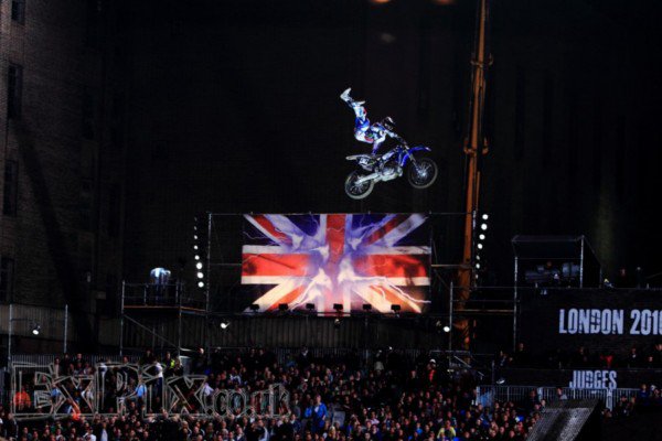 nate-adams-red-bull-xfighters2