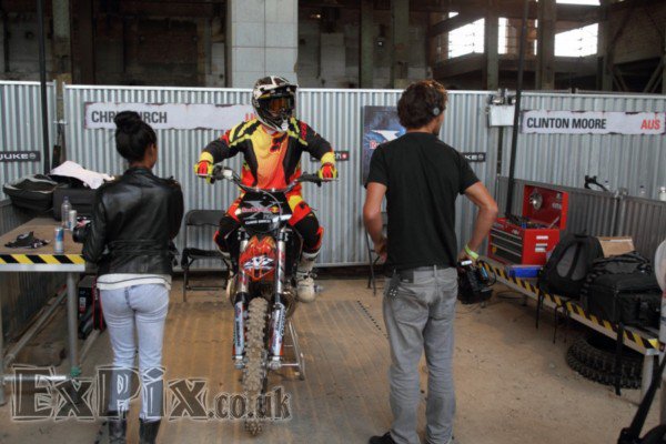 xfighters-london-pit-3