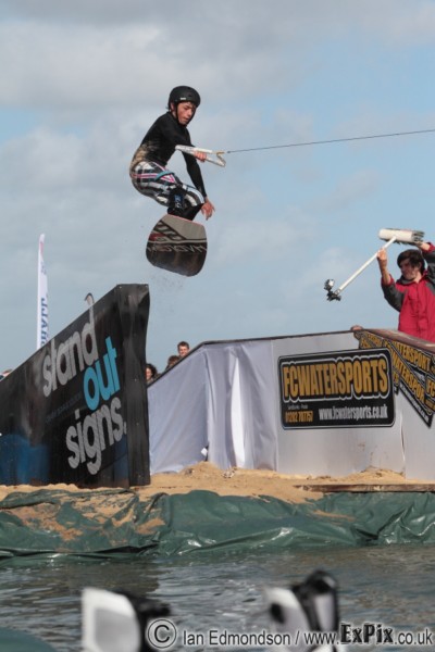 robbie shire maidment windfest poolgap 2011
