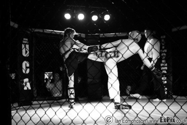 kick boxing bout 