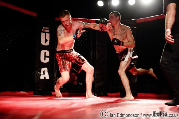 Sam Edmondson mma bout battle in the bay oct 2011