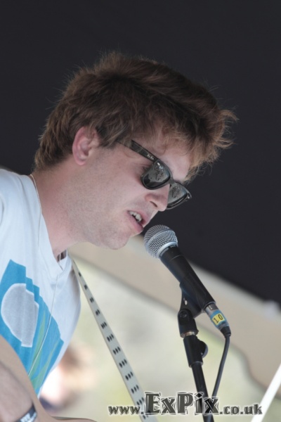 acoustic sessions at Glass Butter Beach
