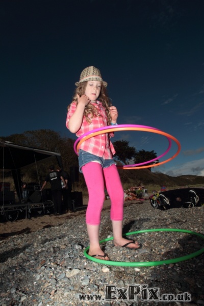even a child can hula